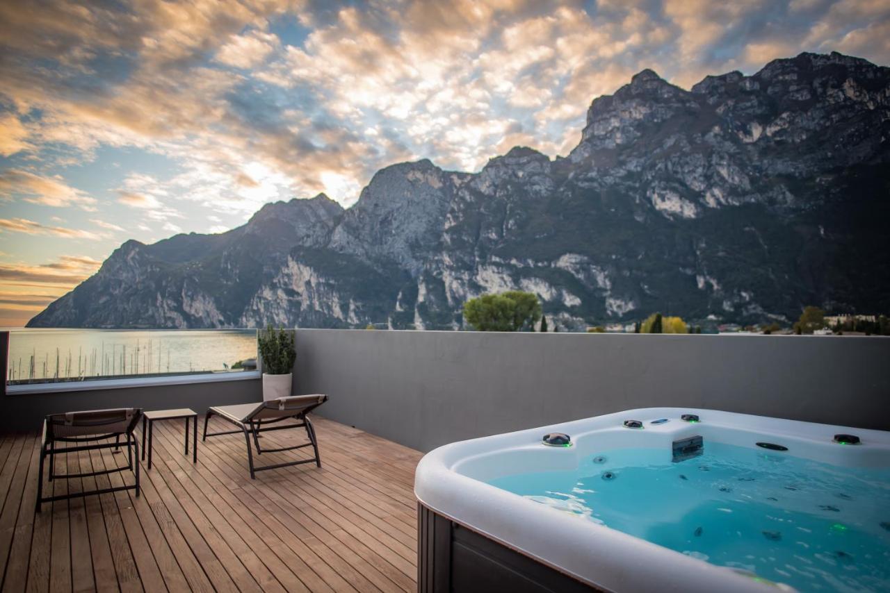 Hotel Villa Enrica Riva del Garda Eksteriør billede